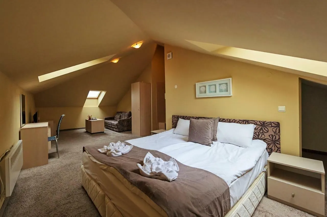 Thermal Hotel Seven Seasons Banya  2*, Banya (Blagoevgrad)